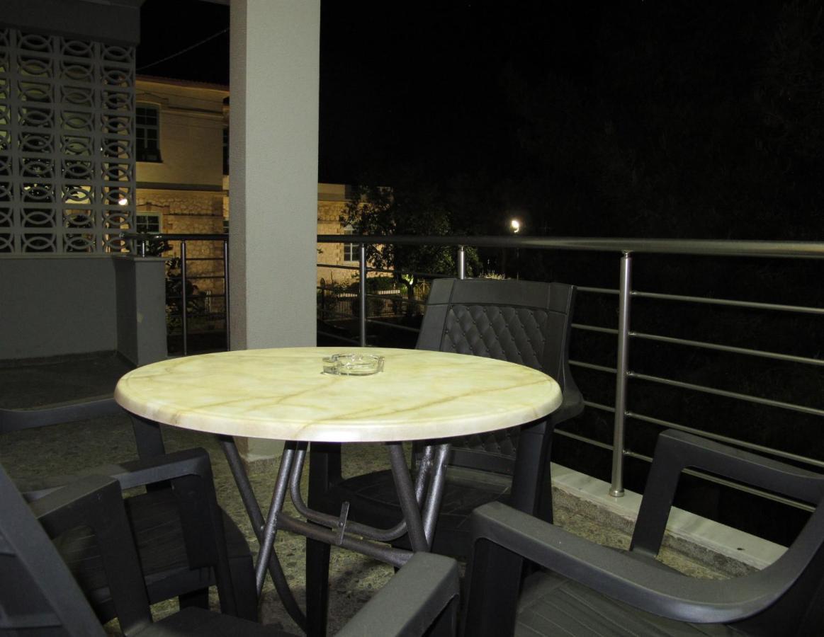 Mousses Apartment Spata  Exterior photo